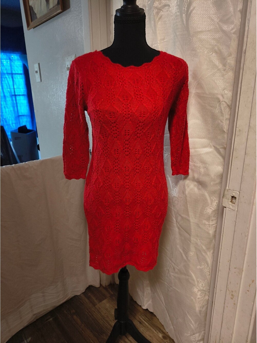 Red Knit Bodycon Dress with 3/4 Sleeves